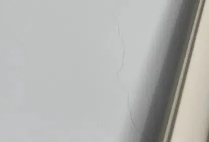 DƬ